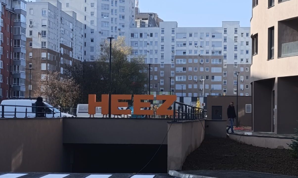 IMG-de16ef25d2b820cacfd86f9e5036365a-V