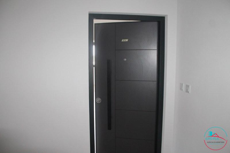 5642d8b2cada40b3fce04bdb4021dc43