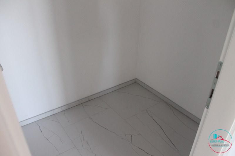 78b0f1bee3a90528d4188a5f9e70eec2