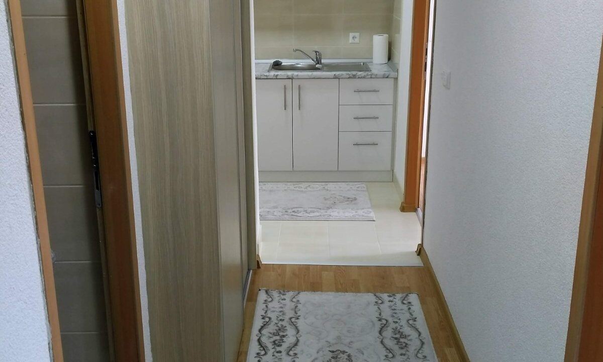 IMG-a53f6aa35898eafae7c29f24519b670a-V