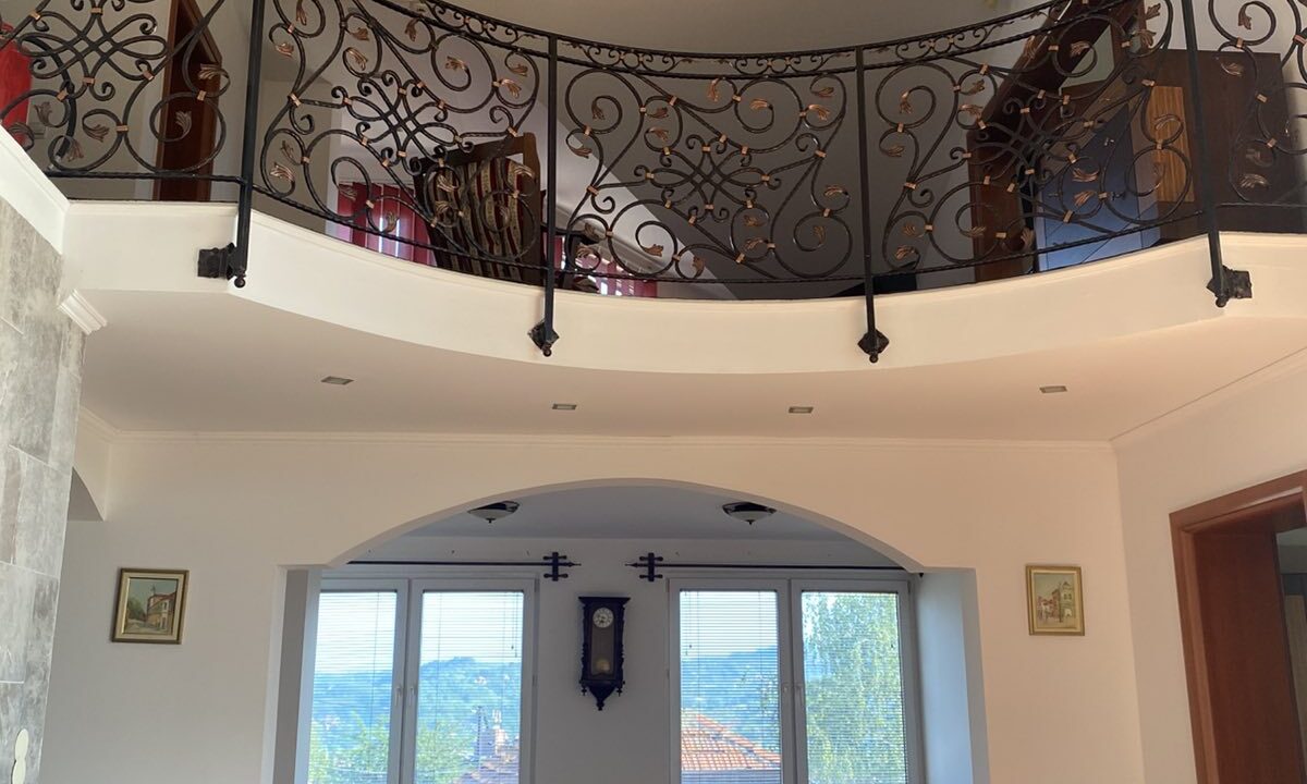 IMG-143b24a8232d8a188530ba41dabef77a-V