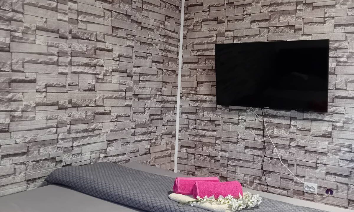 IMG-1e7691fb5b3236d8ae4ef52d54463b65-V