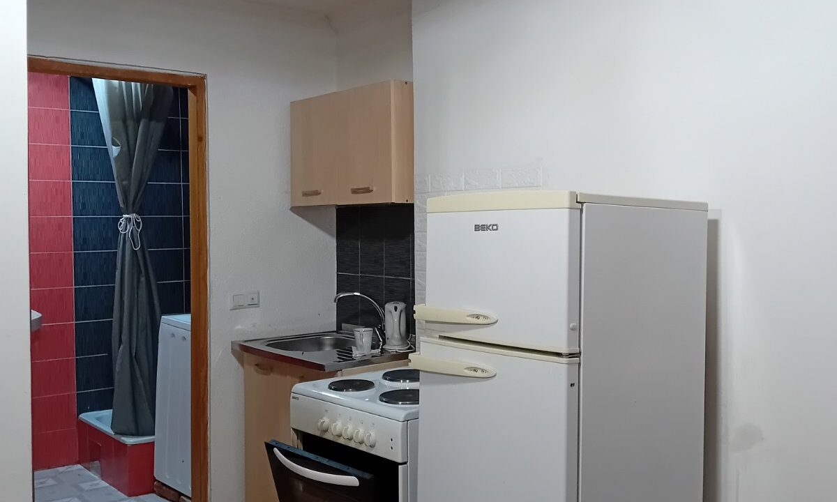 IMG-96a037e4c35d2542aba26416e1adc5af-V