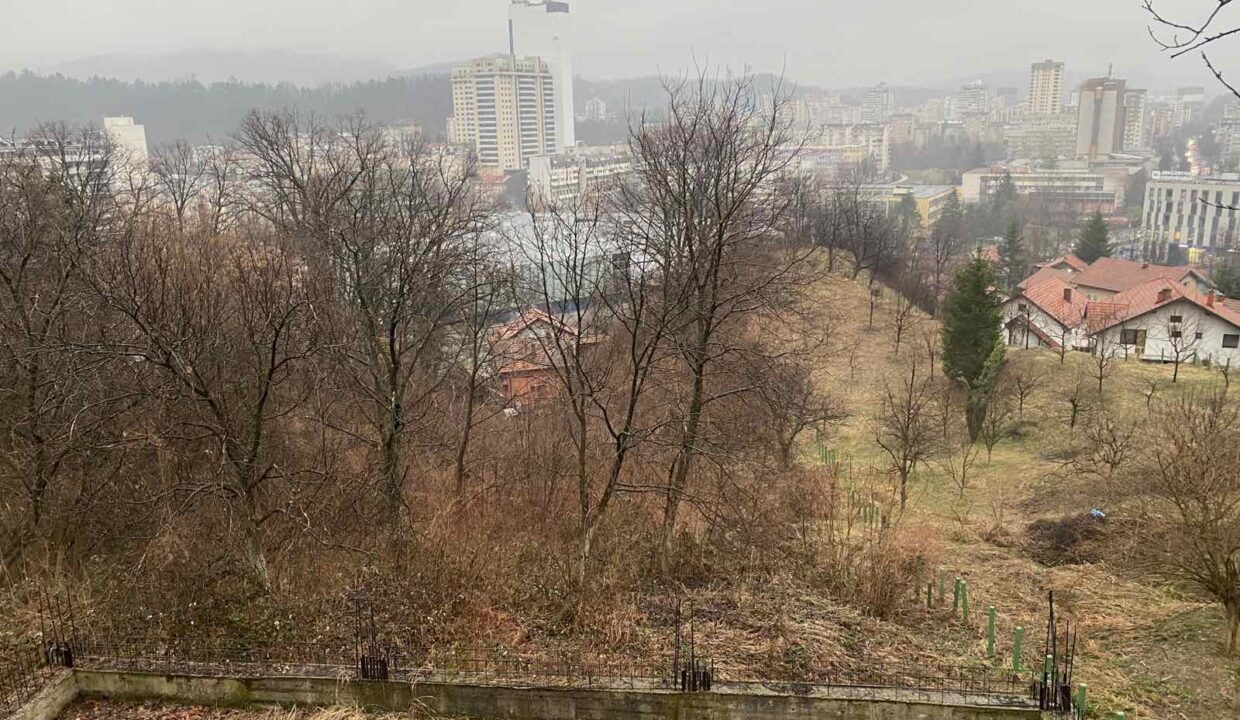 IMG-9dba76968f50ee96e840cd9d9e473fc9-V