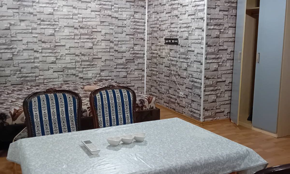 IMG-fe1a414118974d97a06f630bd6740aa9-V